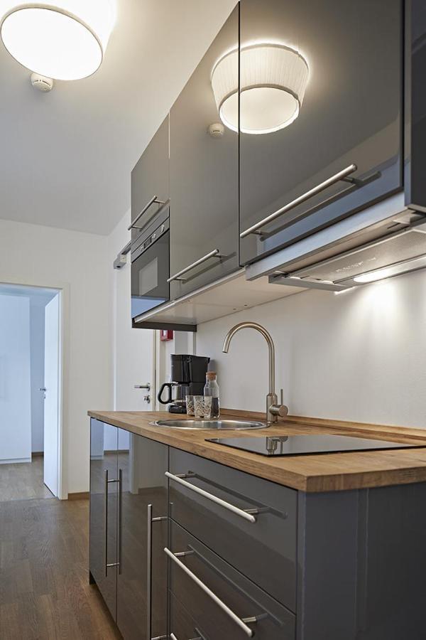 Nonstop Hotel Augsburg - Ubernacht - Hostelhotelhome エクステリア 写真