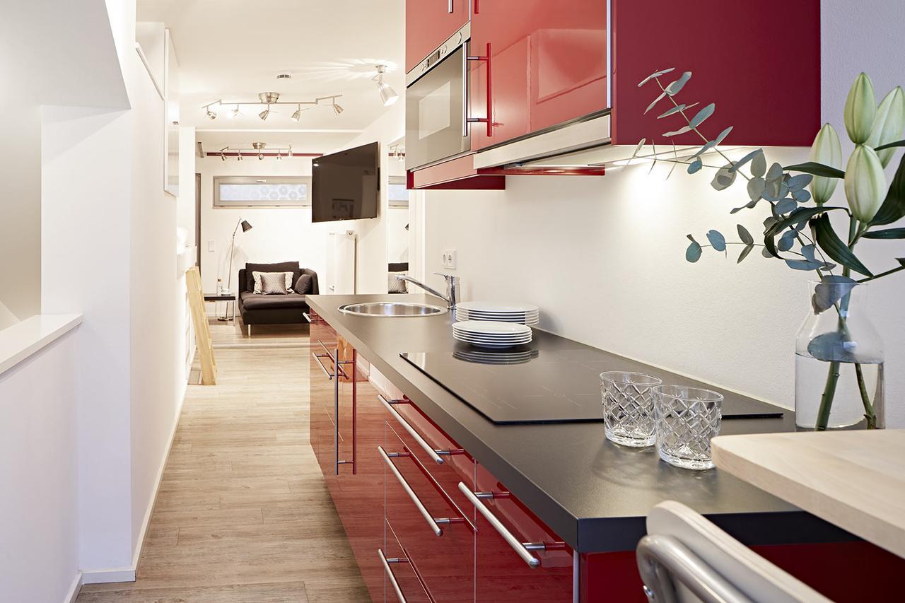 Nonstop Hotel Augsburg - Ubernacht - Hostelhotelhome エクステリア 写真