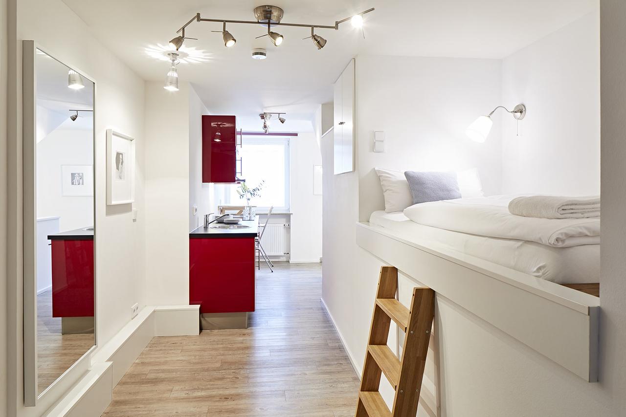Nonstop Hotel Augsburg - Ubernacht - Hostelhotelhome エクステリア 写真