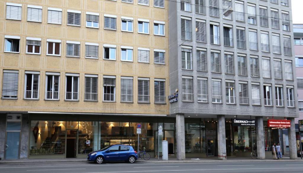 Nonstop Hotel Augsburg - Ubernacht - Hostelhotelhome エクステリア 写真